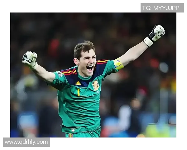 2025年足球现役最帅球星排行榜前十名揭秘 2025年足球现役最帅球星排行榜前十名揭秘