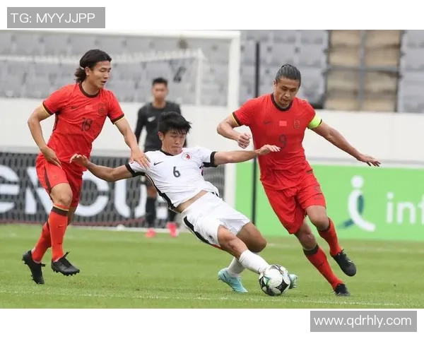 7月15日生日的足球球星:他们在赛场上的精彩表现和传奇时刻 7月15日生日的足球球星:他们在赛场上的精彩表现和传奇时刻