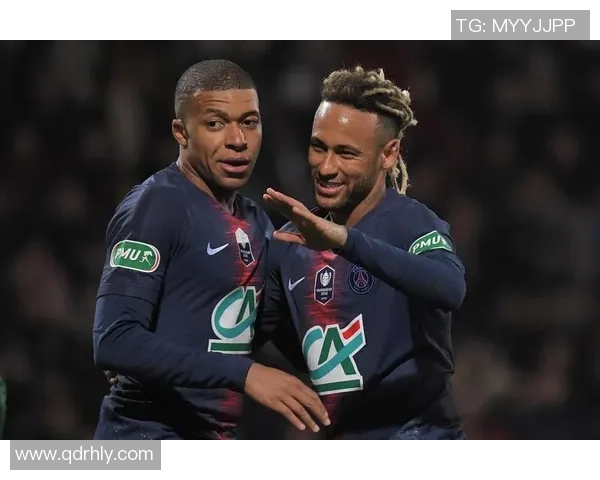 三大足球巨星跳舞精彩瞬间合集:梅西C罗内马尔炫技时刻回顾 三大足球巨星跳舞精彩瞬间合集:梅西C罗内马尔炫技时刻回顾