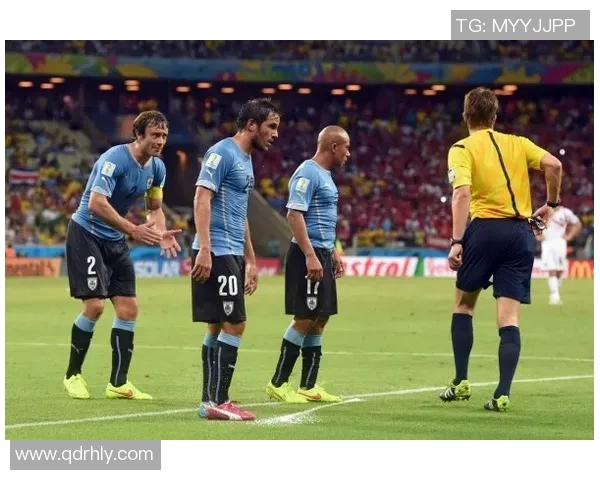 揭秘足球球星背后的按摩师 谁是他们的秘密武器与心灵导师 揭秘足球球星背后的按摩师 谁是他们的秘密武器与心灵导师